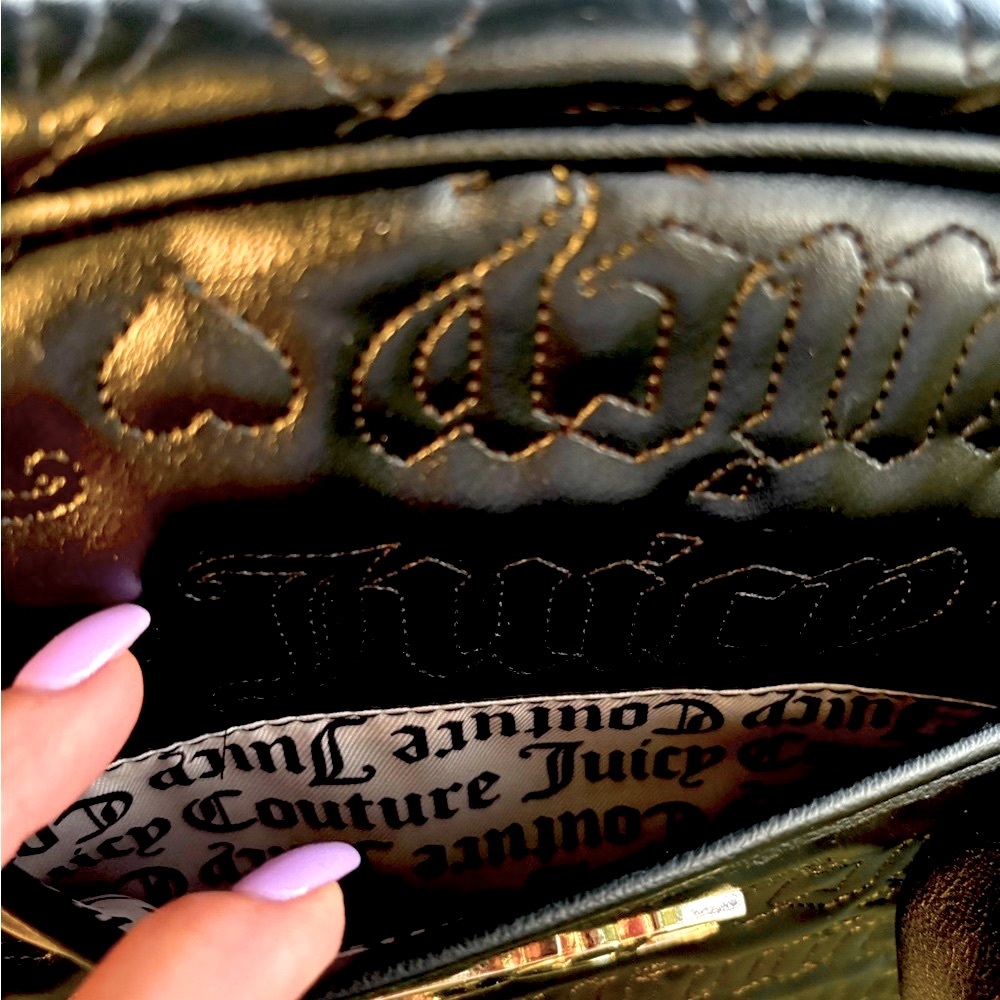 Juicy Couture Black Embossed Weekender Bag - Picture 7 of 11